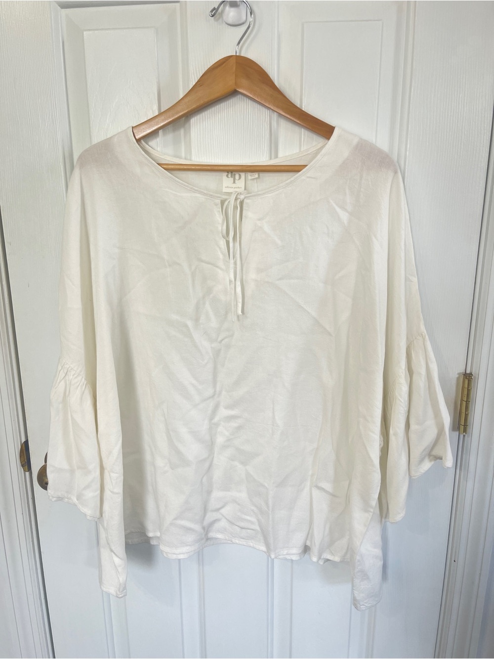 Adyson Parker Linen Blend Ivory 3x Plus Ruffle Sleeve Blouse